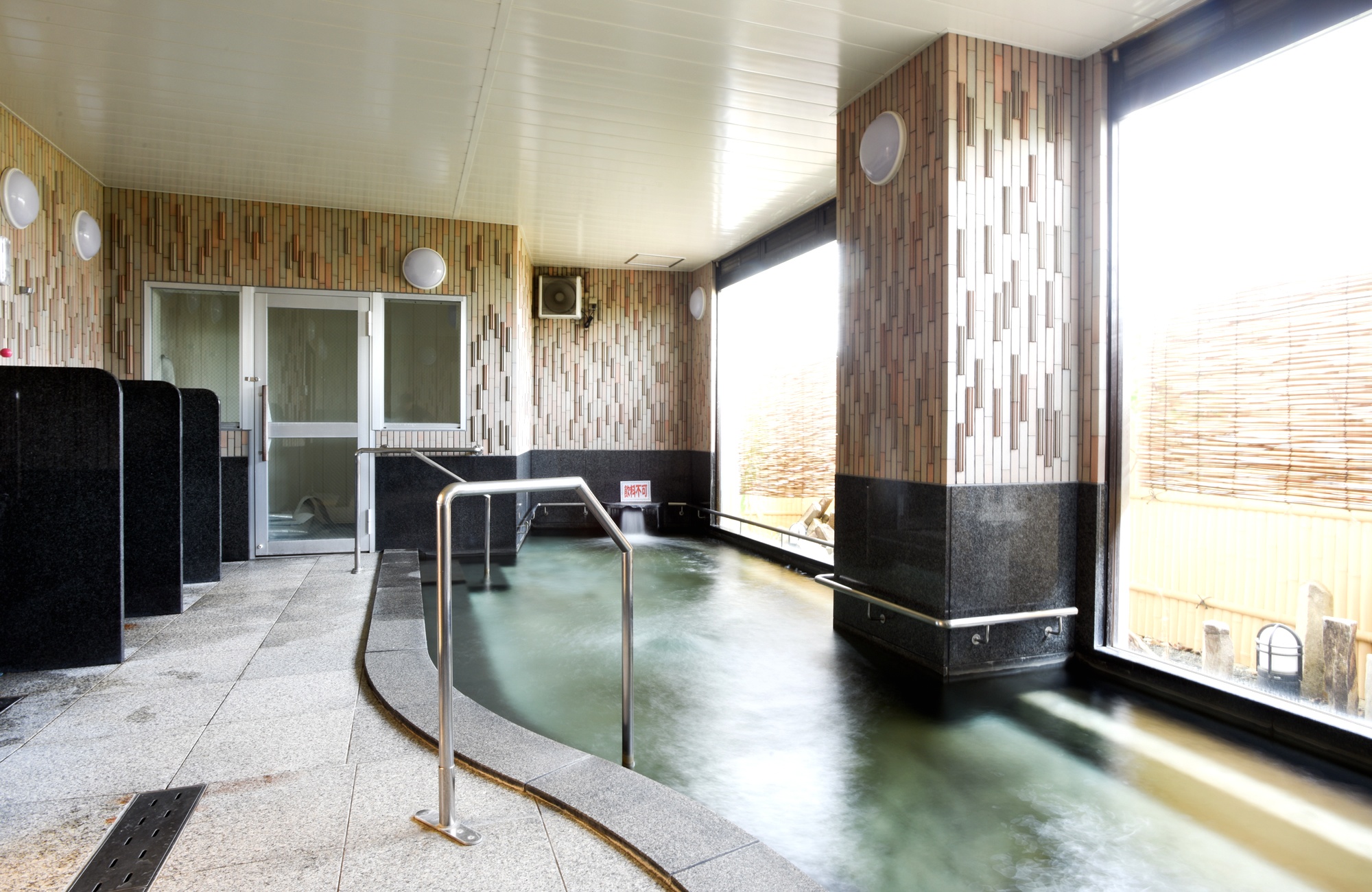 リビングラウンジ